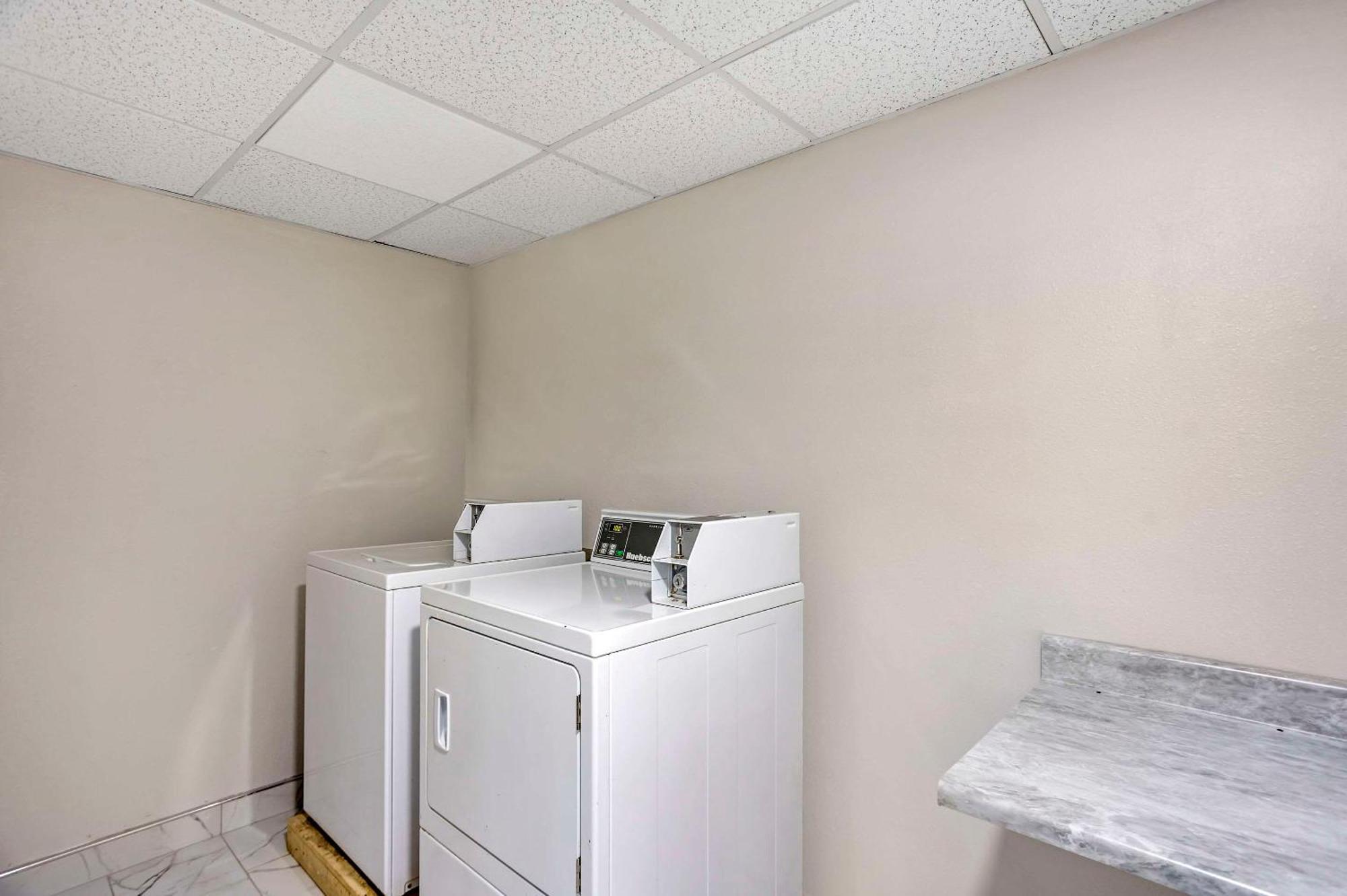 Comfort Inn & Suites Harrisburg-Hershey North Kültér fotó