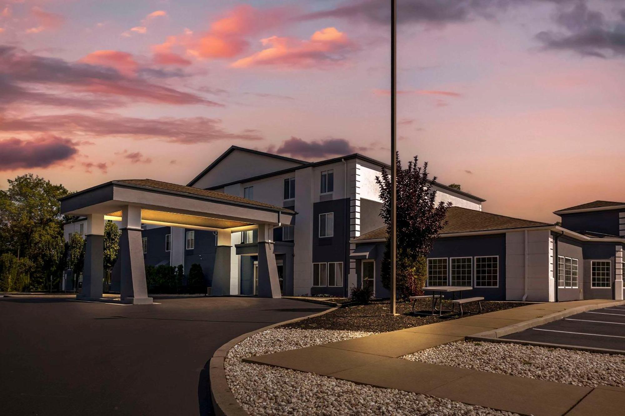 Comfort Inn & Suites Harrisburg-Hershey North Kültér fotó